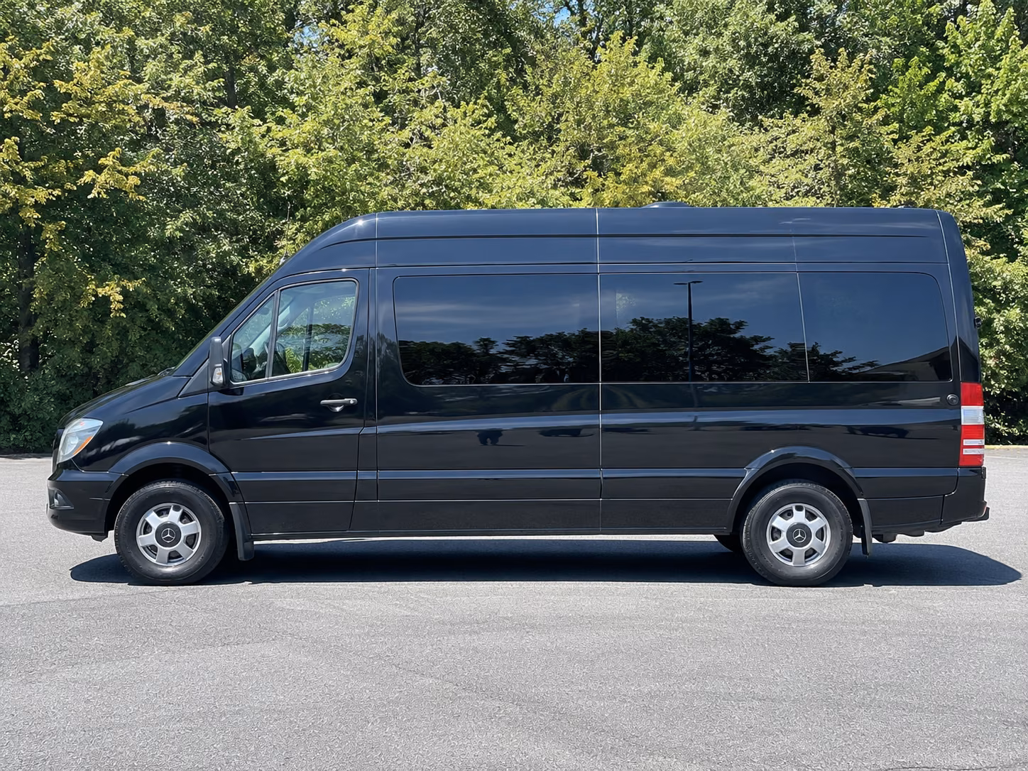 find the perfect transportation for your next corporate event 4