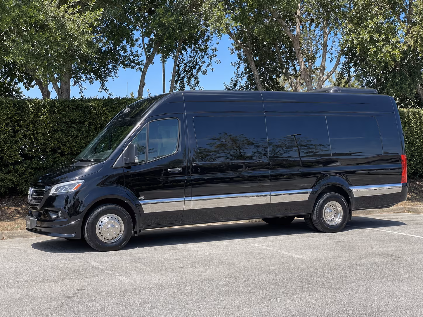 find the perfect transportation for your next wedding 4